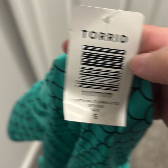 Torrid Diney’s the little mermaid bathing suit bottoms size 5 C9-14 - Picture 3 of 3